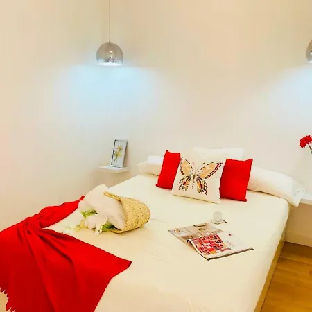 Apartment Summer Sun With Wifi And Pool In The Complex