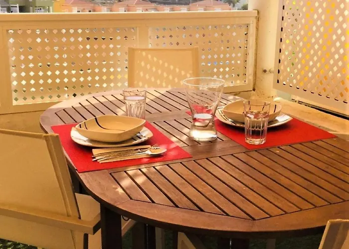 アパート Summer Sun With Wifi And Pool In The Complex アデヘ