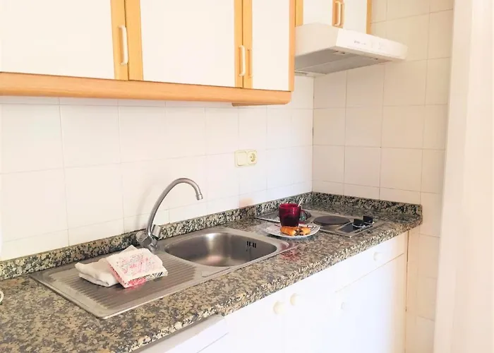 アパート Summer Sun With Wifi And Pool In The Complex *